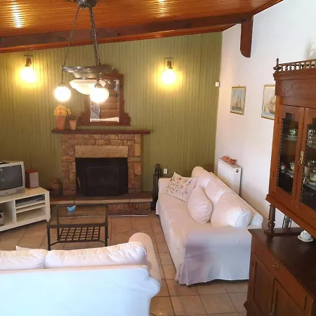 Villa Lena Entire Kalamaki (Achaea)