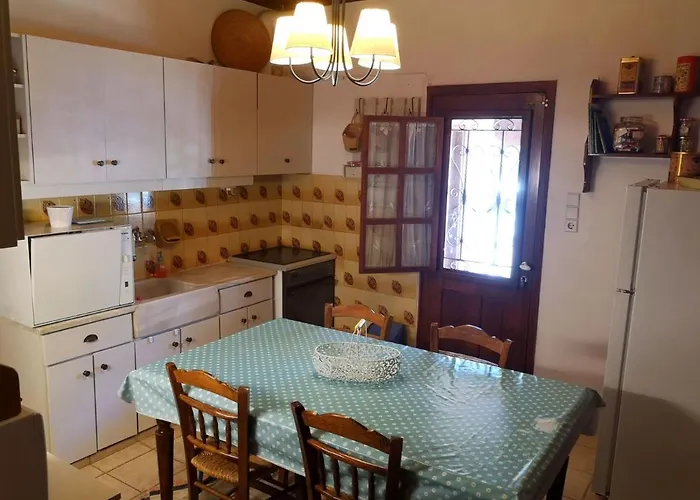 Lena Entire * Kalamaki (Achaea)